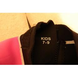 Kids wetsuit age 7-9 years