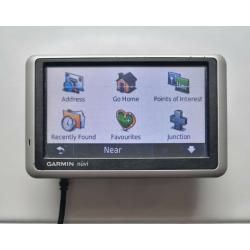 GARMIN n?vi 1300T Latest UK & Ire + Australia & New Zel. Map, Traffic, Speed Cam (no offers, please)