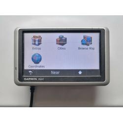 GARMIN n?vi 1300T Latest UK & Ire + Australia & New Zel. Map, Traffic, Speed Cam (no offers, please)