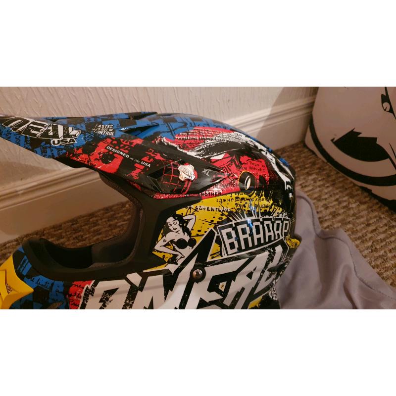 2017 ONeal 3 Series Motocross Helmet in Multi