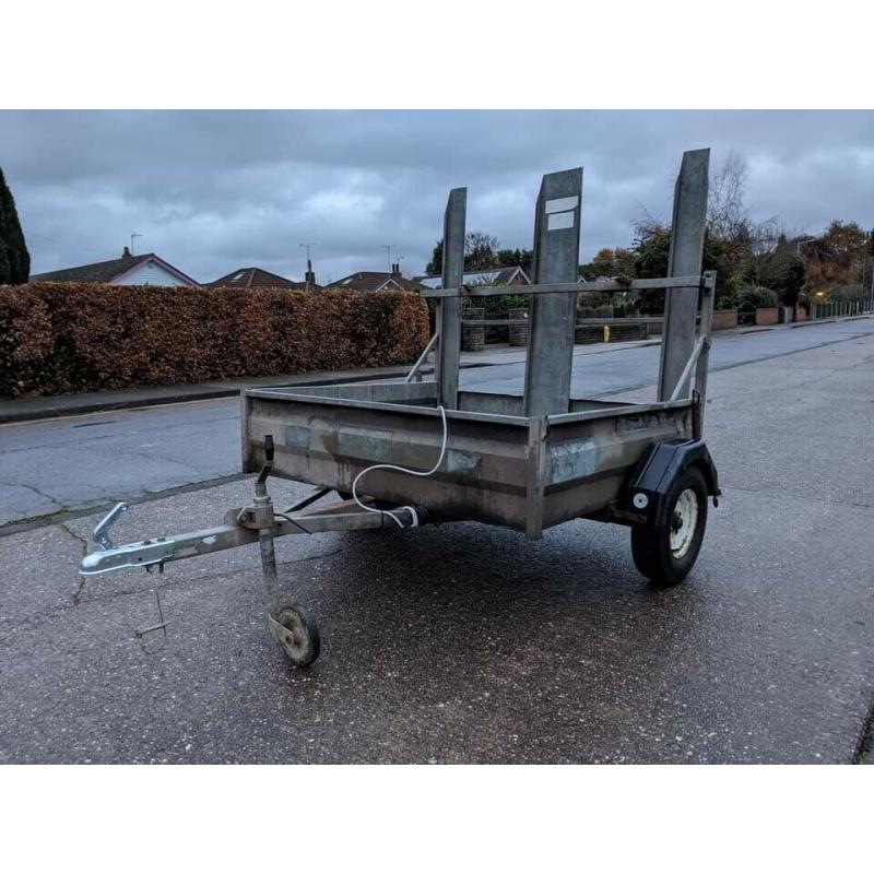 Trailer