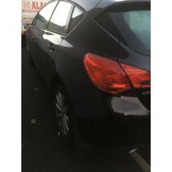 VAUXHALL ASTRA 1.4 PETROL 2010 BREAKING FOR PARTS SPARES AND REPAIRS
