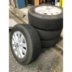 VW Transporter Alloy Wheels and Hankook tyres 205/ 65R16C (x4)