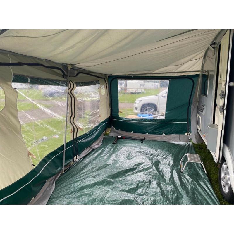 Isabella 850 full awning with side annex