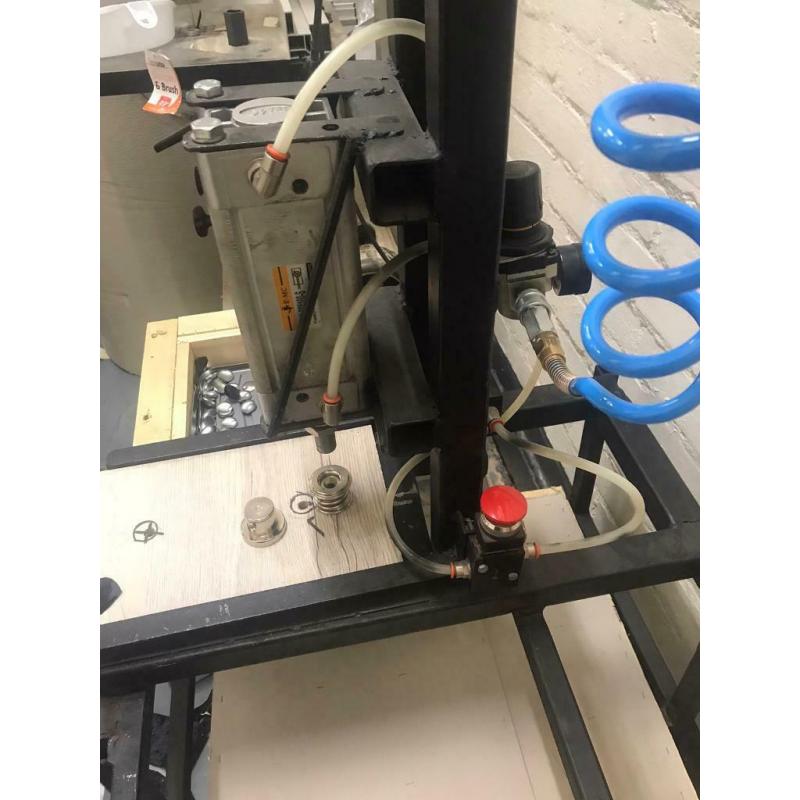 Button making machine for beds and sofas offer