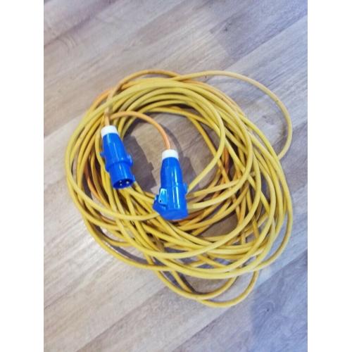 25 Metre Hook up cable. Used but good condition. Male to Female Connectors.