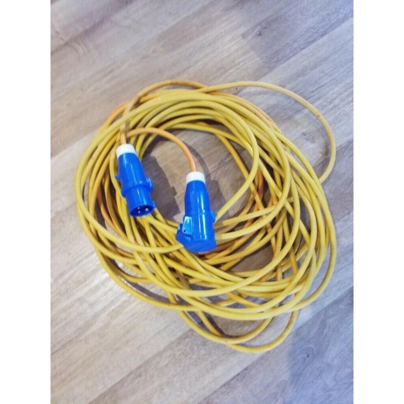 25 Metre Hook up cable. Used but good condition. Male to Female Connectors.