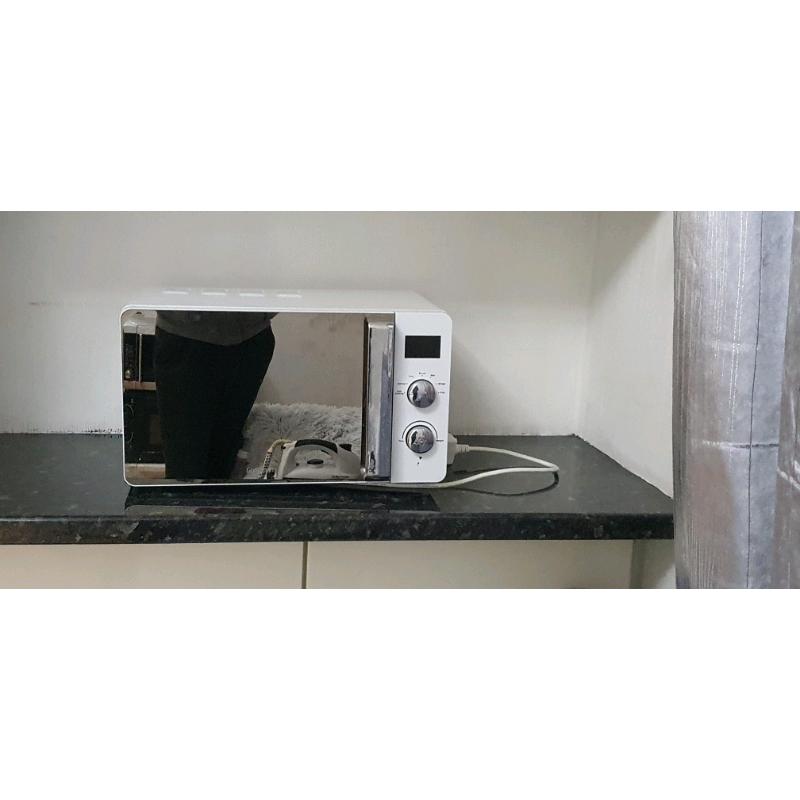Microwave - Delivery Avalibile 9