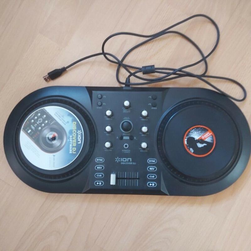 USB Discover DJ deck.