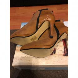 Brand-new size 6 they?re all size 6 brand-new never been worn unwonted gift