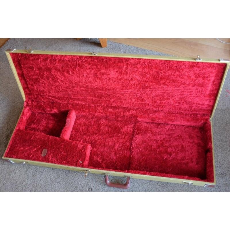 Tweed hard case for long scale bass