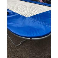 PROFESSIONAL TRAMPOLINE
