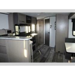 2021 HEARTLAND SUNDANCE 221RB 22FT SLIDEOUT American Caravan 5th Wheel Trailer
