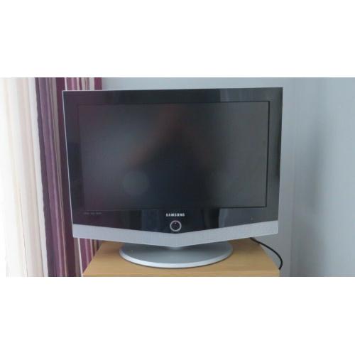 Samsung 26" HD Ready LED TV with Remote