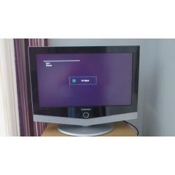 Samsung 26" HD Ready LED TV with Remote