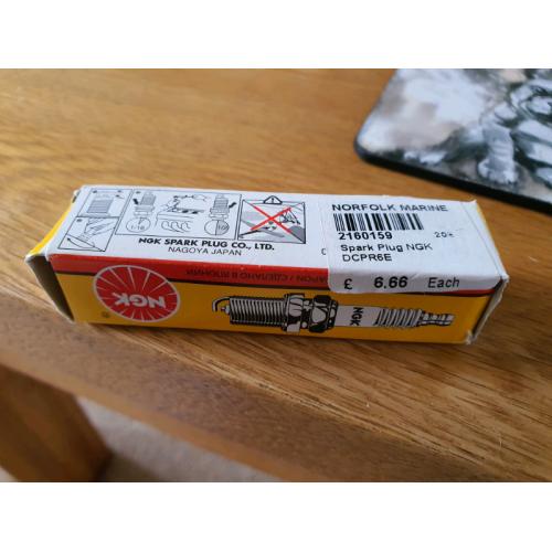 NGL DCPR6E spark Plug