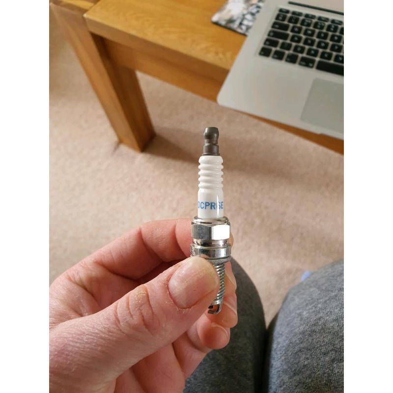 NGL DCPR6E spark Plug