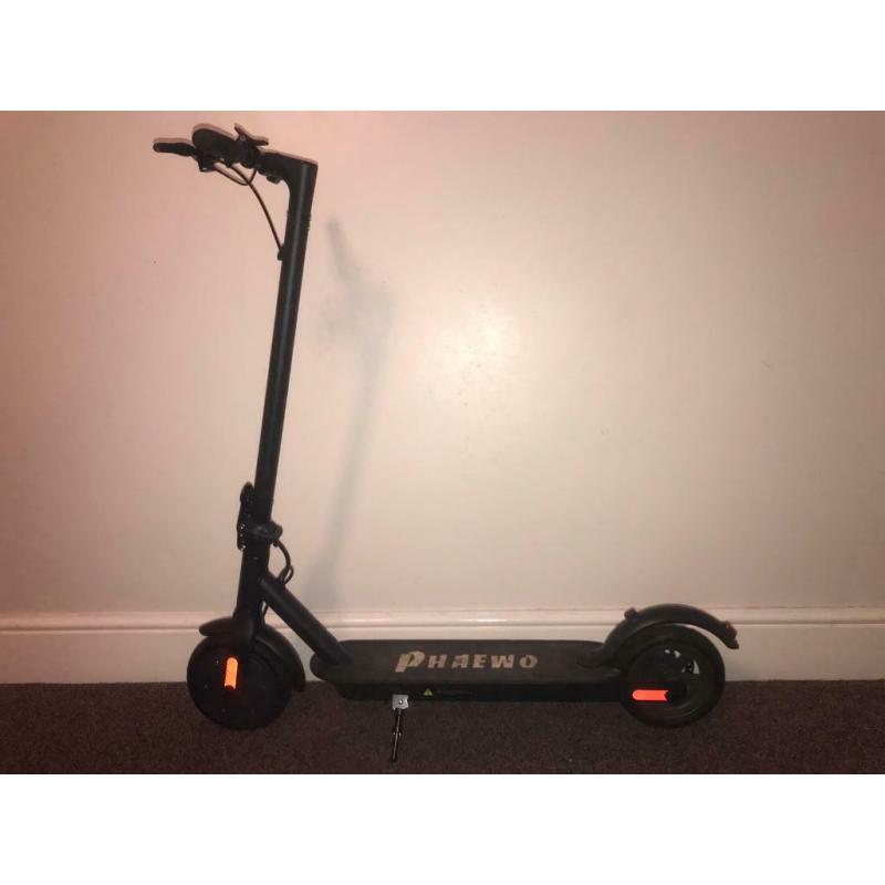 Electric scooter