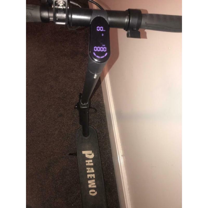 Electric scooter