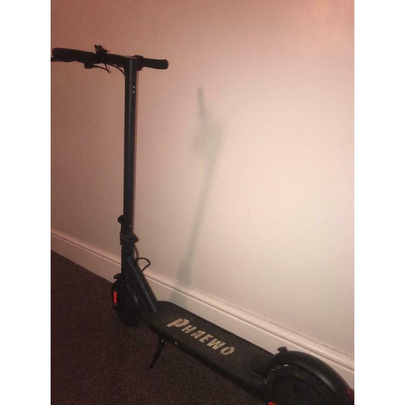 Electric scooter