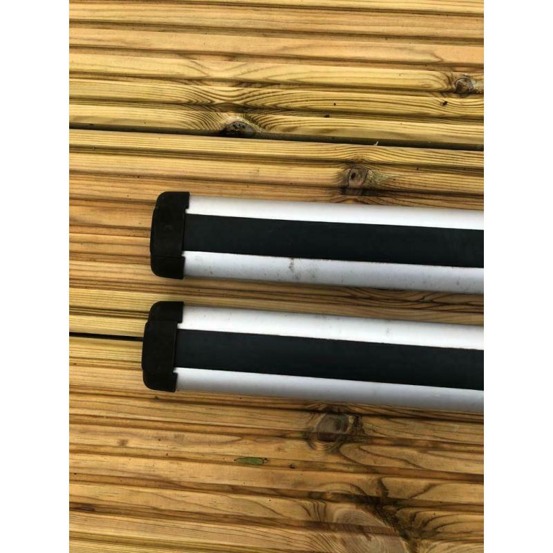 Thule Aero roof bars
