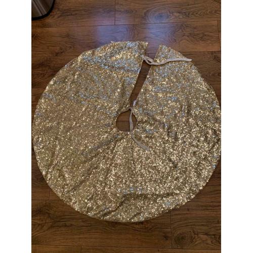 Gold Christmas tree skirt