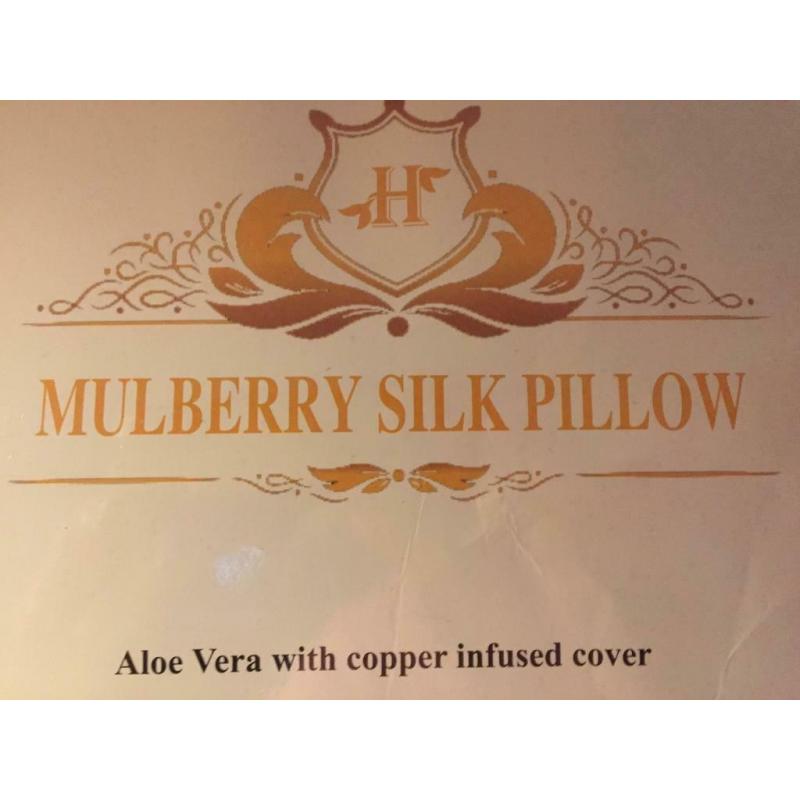 HARRODS. SILK PILLOW