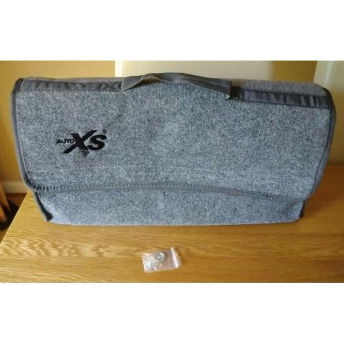 Auto XS Large Grey Car Boot Tidy 50cm x 22cm x 15cm Hook & Loop And Snap Fasteners To Secure As New