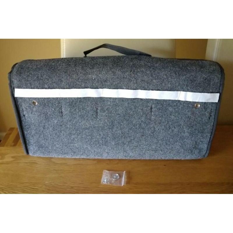 Auto XS Large Grey Car Boot Tidy 50cm x 22cm x 15cm Hook & Loop And Snap Fasteners To Secure As New