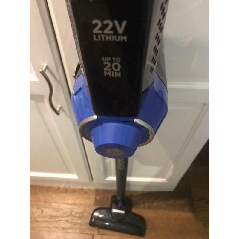 Hoover Freedom 2in1 Cordless lightweight vacuum