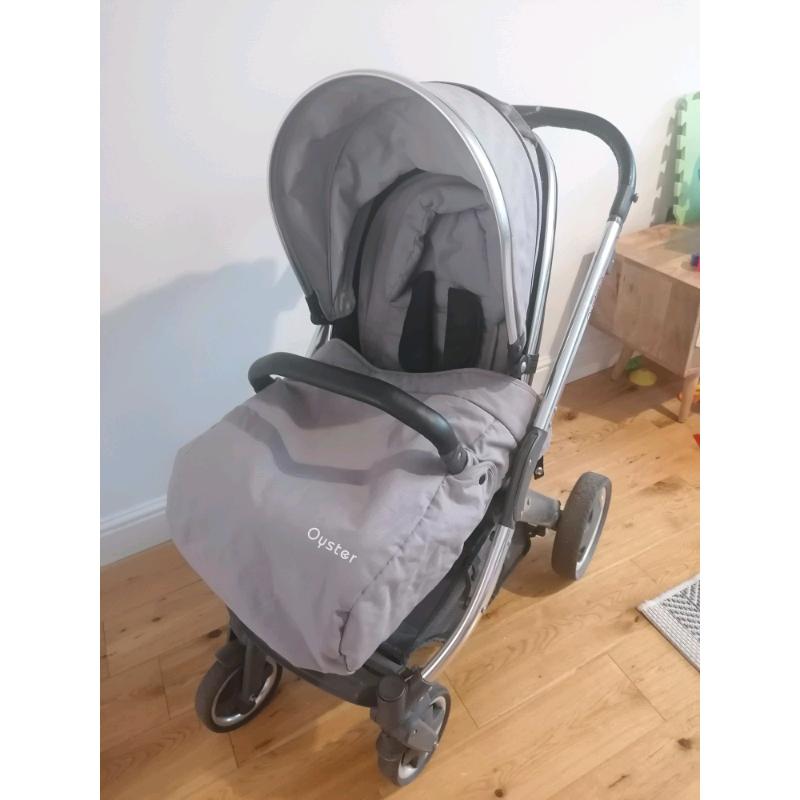 Oyster 2 pushchair and carrycot. Suitable from birth