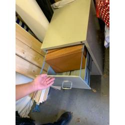 Filling cabinet