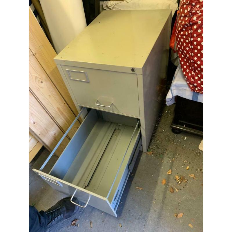 Filling cabinet