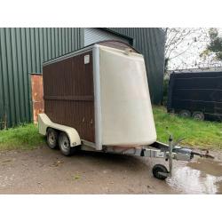 Mobile Catering / Food Trailer - recently converted Horsebox Excellent condition.