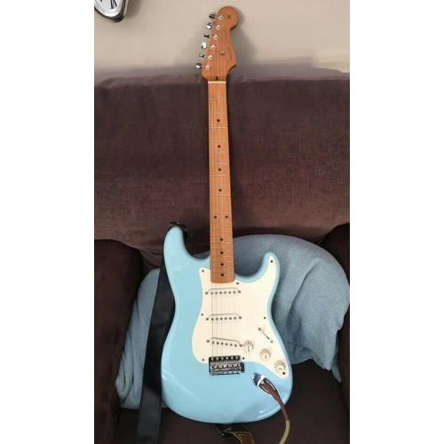**Looking for a Stratocaster I used to have- Classic 50s Daphne Blue