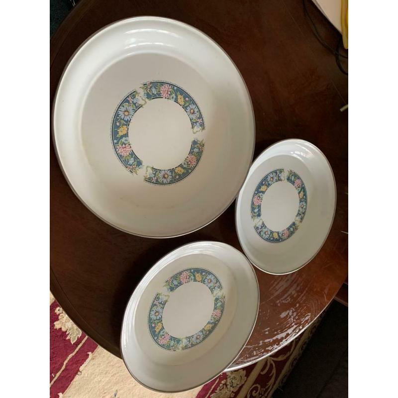 Tray