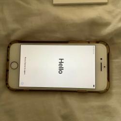 iPhone 7 32gb Rose Gold Boxed Unlocked - GREAT CONDITION