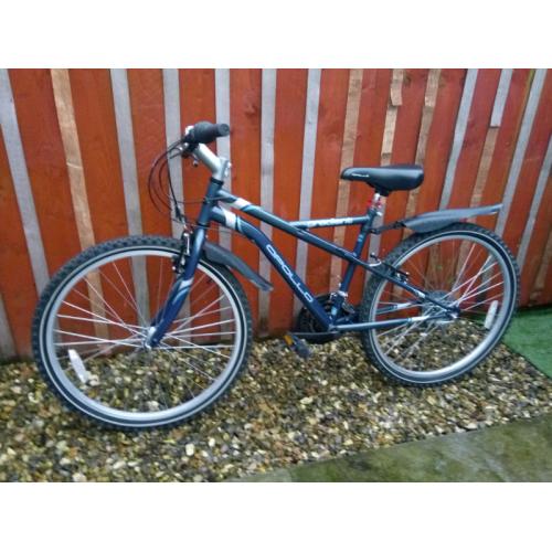 FULLY SERVICED BIKE & M/GRDS, LIGHTS,LOCK *FREE DELIVERY HULL*