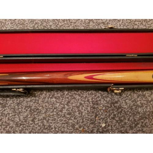 Old snooker and.pool cues