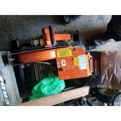 Norton clipper saw