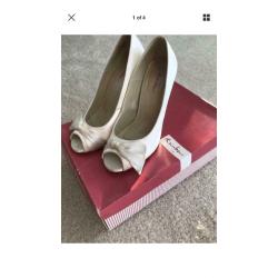 Ivory satin wedding shoes