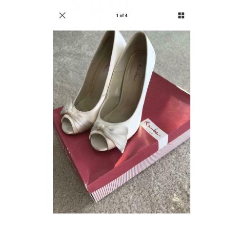 Ivory satin wedding shoes
