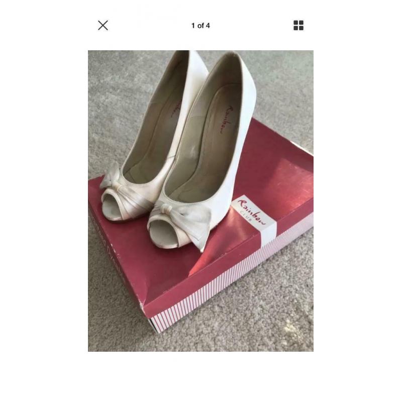 Ivory satin wedding shoes