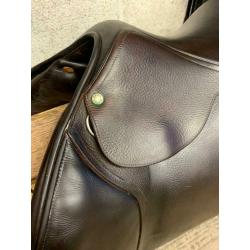 Butet jump saddle 17.5 inch