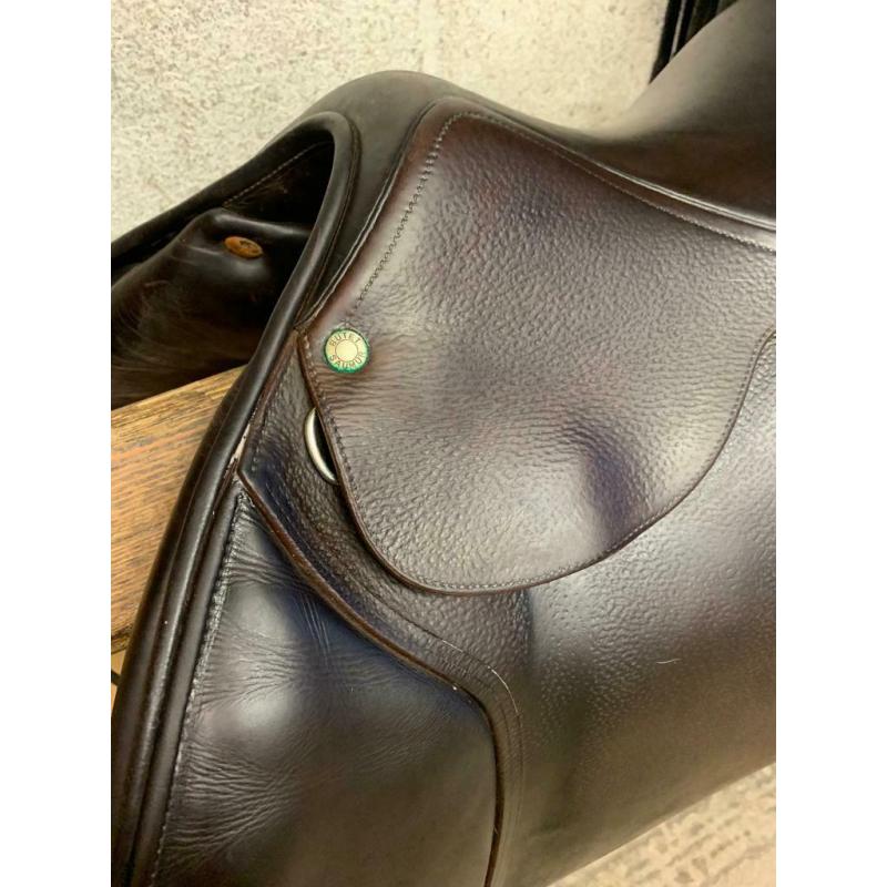 Butet jump saddle 17.5 inch