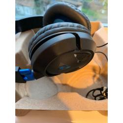 Gaming headset turtle beach black and blue NO MICROPHONE