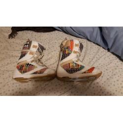 Burton Sapphire size 3.5 uk womans snowboard boots