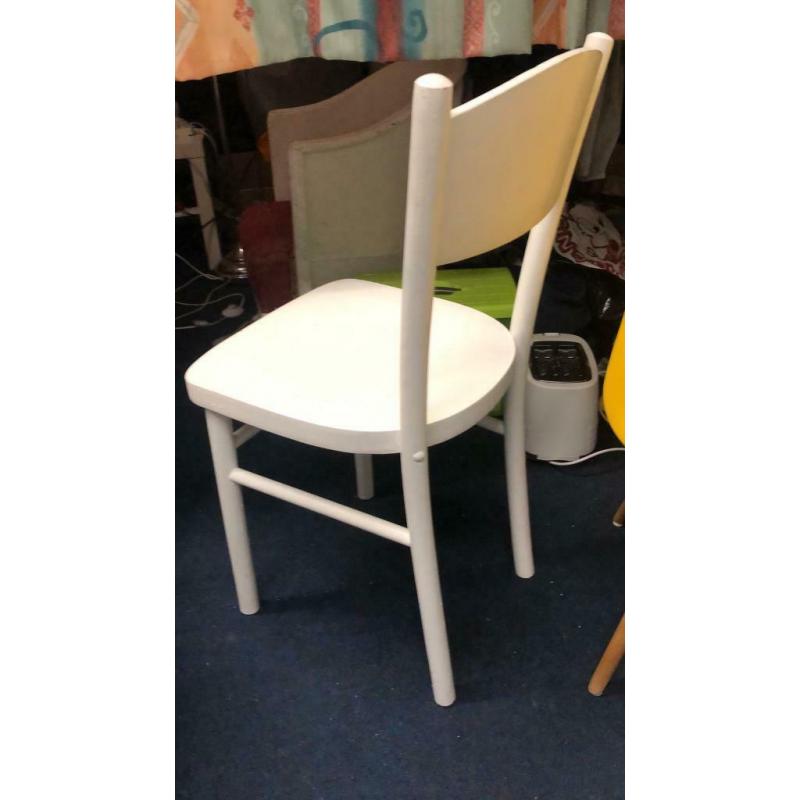 Visitor chair