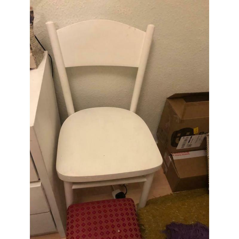 Visitor chair