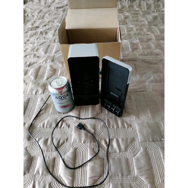 USB mini fridge
